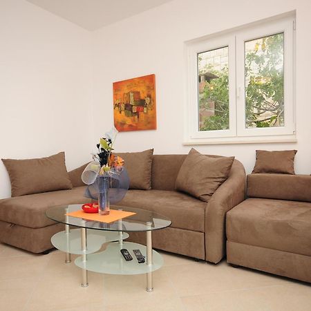 Apartments Rose Pisak Ngoại thất bức ảnh